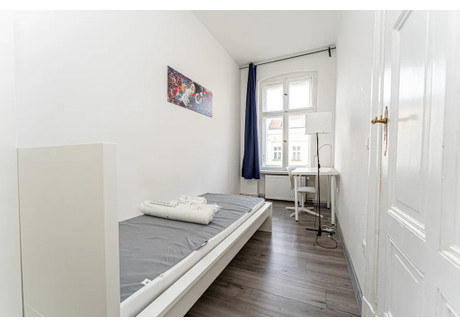 Mieszkanie do wynajęcia - Immanuelkirchstraße Berlin, Niemcy, 56 m², 696 USD (2854 PLN), NET-90210311