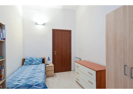 Mieszkanie do wynajęcia - Via Alessandria Rome, Włochy, 60 m², 599 USD (2407 PLN), NET-90210355