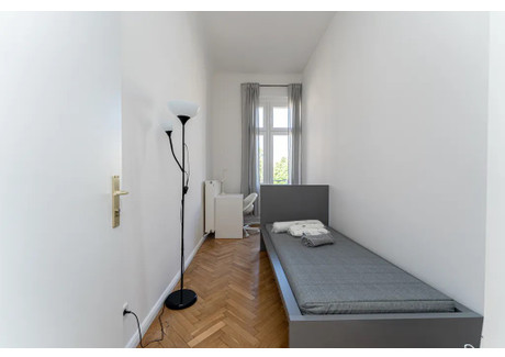 Mieszkanie do wynajęcia - Hermannstraße Berlin, Niemcy, 144 m², 668 USD (2692 PLN), NET-90210516