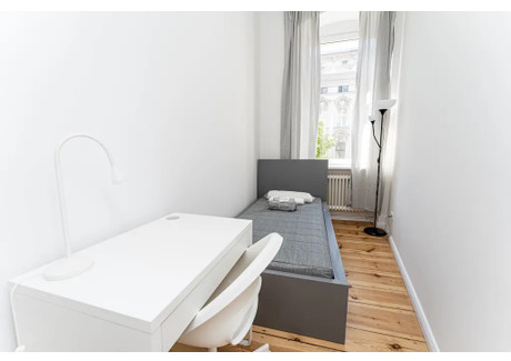 Mieszkanie do wynajęcia - Hermannstraße Berlin, Niemcy, 144 m², 730 USD (2928 PLN), NET-90210523