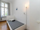 Mieszkanie do wynajęcia - Boxhagener Straße Berlin, Niemcy, 68 m², 611 USD (2463 PLN), NET-90210694