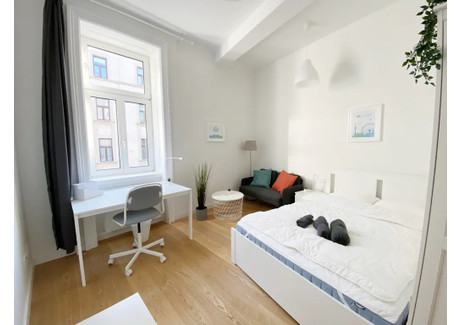 Mieszkanie do wynajęcia - Neustiftgasse Vienna, Austria, 76 m², 709 USD (2901 PLN), NET-90210789