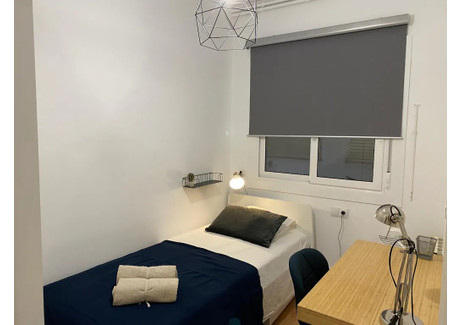 Mieszkanie do wynajęcia - Avinguda dels Quinze Barcelona, Hiszpania, 75 m², 712 USD (2956 PLN), NET-90211304