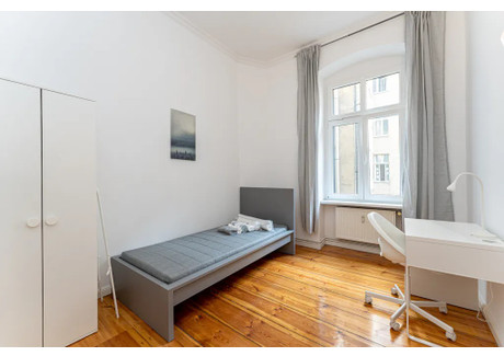 Mieszkanie do wynajęcia - Wühlischstraße Berlin, Niemcy, 93 m², 741 USD (2899 PLN), NET-90211609