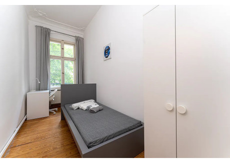 Mieszkanie do wynajęcia - Gabriel-Max-Straße Berlin, Niemcy, 68 m², 672 USD (2707 PLN), NET-90211602