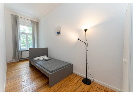 Mieszkanie do wynajęcia - Wühlischstraße Berlin, Niemcy, 93 m², 696 USD (2846 PLN), NET-90211610