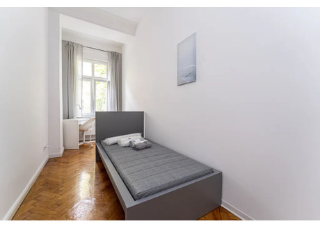 Mieszkanie do wynajęcia - Wühlischstraße Berlin, Niemcy, 93 m², 706 USD (2733 PLN), NET-90211613