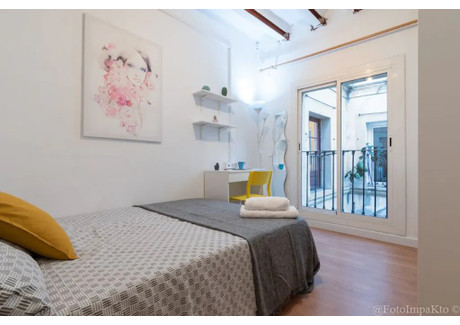 Mieszkanie do wynajęcia - Passatge del Rellotge Barcelona, Hiszpania, 200 m², 645 USD (2543 PLN), NET-90211888