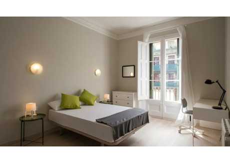 Mieszkanie do wynajęcia - Carrer de Mallorca Barcelona, Hiszpania, 128 m², 684 USD (2757 PLN), NET-90213534