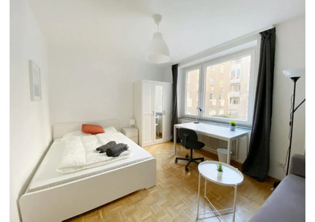 Mieszkanie do wynajęcia - Rennweg Vienna, Austria, 90 m², 696 USD (2847 PLN), NET-90213652