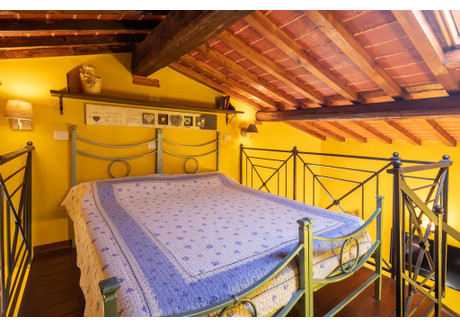 Mieszkanie do wynajęcia - Via Camillo Benso di Cavour Florence, Włochy, 35 m², 1822 USD (7179 PLN), NET-90213753