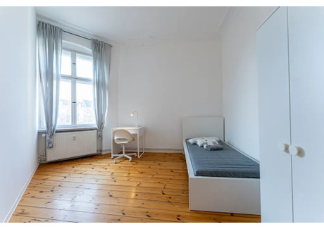 Mieszkanie do wynajęcia - Bornholmer Straße Berlin, Niemcy, 119 m², 692 USD (2788 PLN), NET-90213999