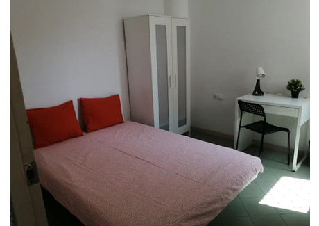 Mieszkanie do wynajęcia - Carrer de Muntaner Barcelona, Hiszpania, 200 m², 564 USD (2307 PLN), NET-90224504