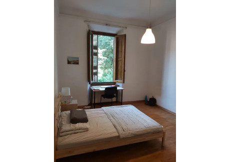 Mieszkanie do wynajęcia - Via Trieste Florence, Włochy, 130 m², 633 USD (2588 PLN), NET-90224549