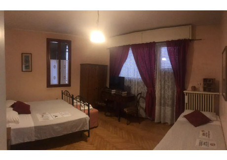 Mieszkanie do wynajęcia - Via Aleardo Aleardi Padova, Włochy, 180 m², 775 USD (2976 PLN), NET-90224754