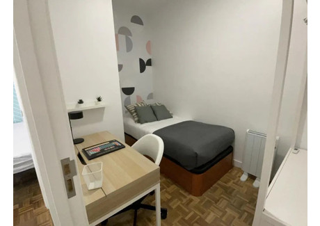 Mieszkanie do wynajęcia - Passeig de Manuel Girona Barcelona, Hiszpania, 95 m², 597 USD (2449 PLN), NET-90225723