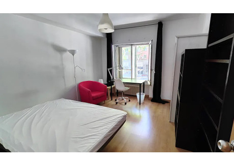 Mieszkanie do wynajęcia - Paseo de San Francisco de Sales Madrid, Hiszpania, 200 m², 625 USD (2557 PLN), NET-90226280