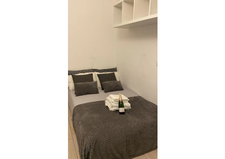 Mieszkanie do wynajęcia - Via Cefalù Milan, Włochy, 50 m², 2196 USD (8434 PLN), NET-90226337