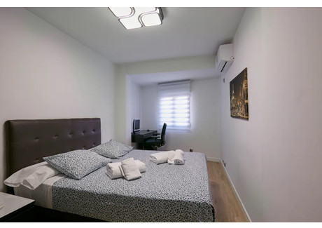 Mieszkanie do wynajęcia - Avenida de Oporto Madrid, Hiszpania, 65 m², 1820 USD (7554 PLN), NET-90226674