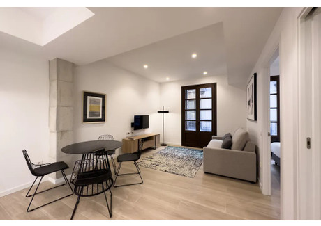 Mieszkanie do wynajęcia - Carrer de Sant Pere Més Baix Barcelona, Hiszpania, 85 m², 3893 USD (15 065 PLN), NET-90227177