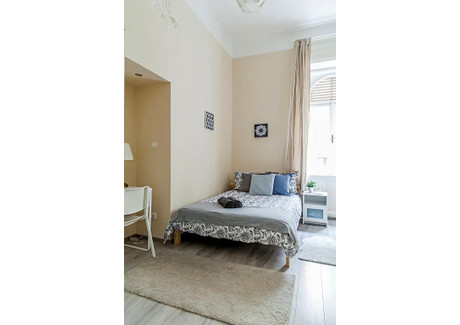 Mieszkanie do wynajęcia - Hőgyes Endre utca Budapest, Węgry, 80 m², 422 USD (1753 PLN), NET-90227359