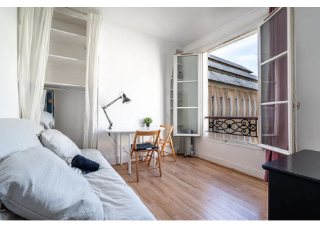 Mieszkanie do wynajęcia - Rue Victor Massé Paris, Francja, 18 m², 1393 USD (5531 PLN), NET-90227754