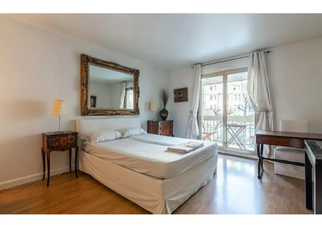 Mieszkanie do wynajęcia - Avenue Marceau Paris, Francja, 19 m², 3314 USD (13 289 PLN), NET-90227750