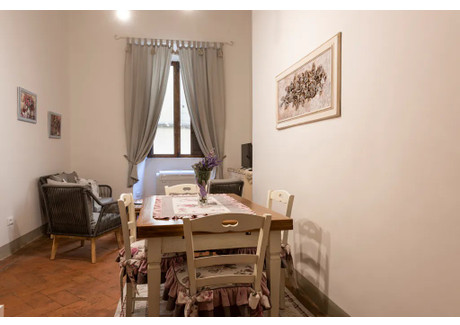 Mieszkanie do wynajęcia - Via Toscanella Florence, Włochy, 75 m², 1854 USD (7695 PLN), NET-90228866