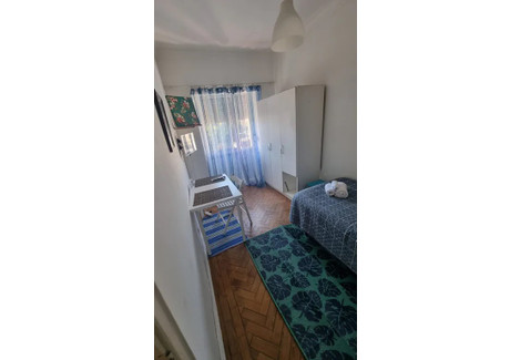 Mieszkanie do wynajęcia - Rua Emilia das Neves Lisbon, Portugalia, 98 m², 567 USD (2354 PLN), NET-90228929