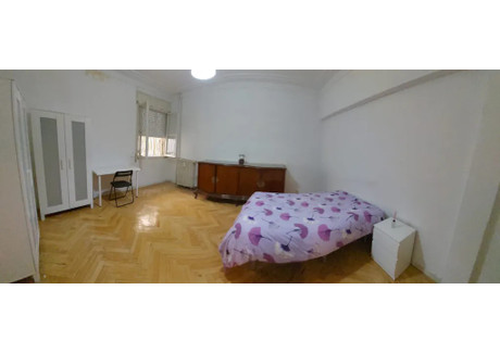 Mieszkanie do wynajęcia - Calle de Guzmán el Bueno Madrid, Hiszpania, 180 m², 563 USD (2309 PLN), NET-90229069