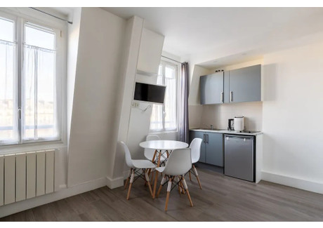 Mieszkanie do wynajęcia - Rue du Faubourg Saint-Honoré Paris, Francja, 16 m², 2494 USD (10 352 PLN), NET-90229240