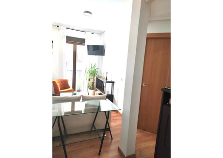 Mieszkanie do wynajęcia - Calle de Juan de Olías Madrid, Hiszpania, 42 m², 1447 USD (5569 PLN), NET-90229470