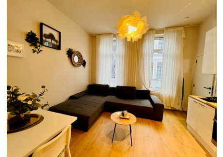 Mieszkanie do wynajęcia - Rue Souveraine Ixelles, Belgia, 50 m², 1428 USD (5582 PLN), NET-90229812