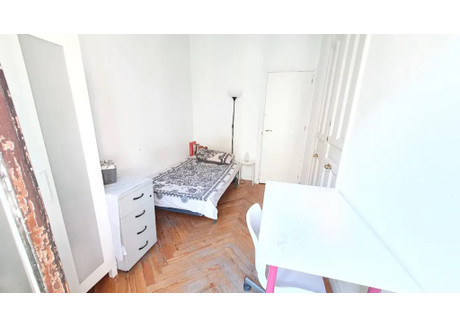 Mieszkanie do wynajęcia - Calle del Arenal Madrid, Hiszpania, 180 m², 609 USD (2381 PLN), NET-90220510