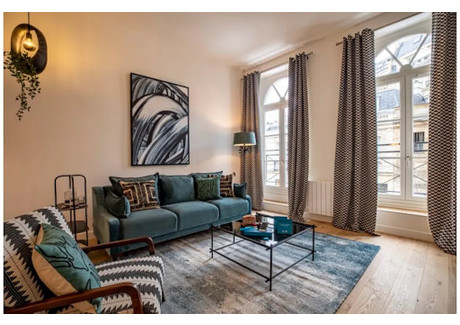 Mieszkanie do wynajęcia - Rue de Turenne Paris, Francja, 108 m², 11 863 USD (49 586 PLN), NET-90221150