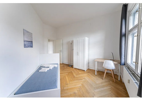 Mieszkanie do wynajęcia - Gabriel-Max-Straße Berlin, Niemcy, 93 m², 719 USD (2899 PLN), NET-90221685