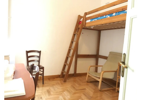 Mieszkanie do wynajęcia - Via La Spezia Rome, Włochy, 75 m², 551 USD (2252 PLN), NET-90222345