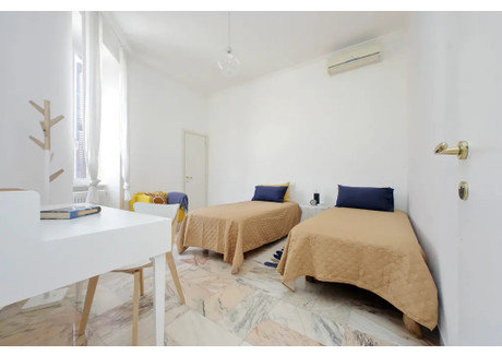 Mieszkanie do wynajęcia - Via degli Ausoni Rome, Włochy, 75 m², 1676 USD (6435 PLN), NET-90223268