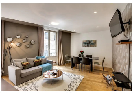 Mieszkanie do wynajęcia - Rue La Boétie Paris, Francja, 80 m², 10 829 USD (45 265 PLN), NET-90223565