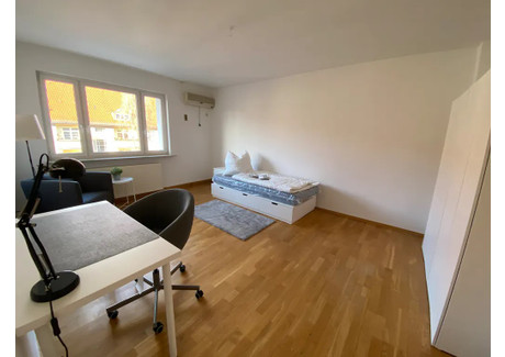 Mieszkanie do wynajęcia - Manteuffelstraße Berlin, Niemcy, 68 m², 637 USD (2512 PLN), NET-90234233