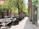 Mieszkanie do wynajęcia - Carrer de Viladomat Barcelona, Hiszpania, 87 m², 754 USD (3084 PLN), NET-90235024