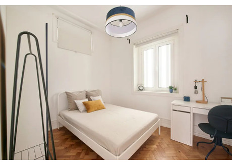 Mieszkanie do wynajęcia - Rua Rodrigo da Fonseca Lisbon, Portugalia, 220 m², 524 USD (2190 PLN), NET-90236990