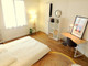 Mieszkanie do wynajęcia - Rue Bonaparte Paris, Francja, 30 m², 664 USD (2618 PLN), NET-90237781