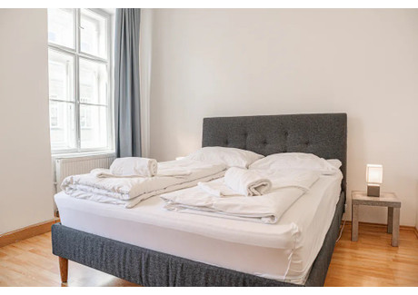 Mieszkanie do wynajęcia - Stanislausgasse Vienna, Austria, 76 m², 4983 USD (19 631 PLN), NET-90237910