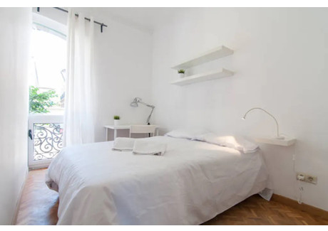 Mieszkanie do wynajęcia - Carrer de Balmes Barcelona, Hiszpania, 150 m², 776 USD (3036 PLN), NET-90238986