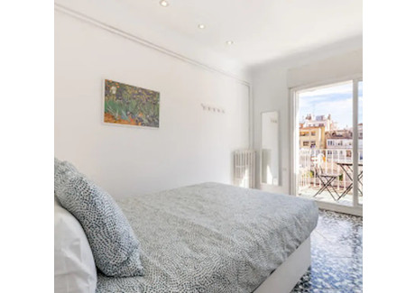 Mieszkanie do wynajęcia - Carrer del Rosselló Barcelona, Hiszpania, 175 m², 845 USD (3243 PLN), NET-90239023