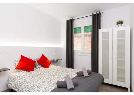 Mieszkanie do wynajęcia - Carrer de Pareto L'hospitalet De Llobregat, Hiszpania, 60 m², 759 USD (2990 PLN), NET-90239283
