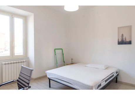 Mieszkanie do wynajęcia - Via dei Sulpici Rome, Włochy, 120 m², 686 USD (2636 PLN), NET-90239386