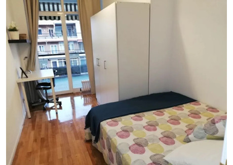 Mieszkanie do wynajęcia - Paseo de la Castellana Madrid, Hiszpania, 180 m², 684 USD (2625 PLN), NET-90230234