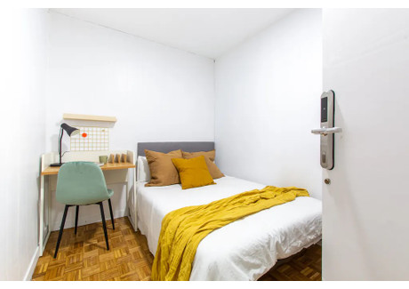 Mieszkanie do wynajęcia - Calle del Pez Austral Madrid, Hiszpania, 170 m², 487 USD (1962 PLN), NET-90231022